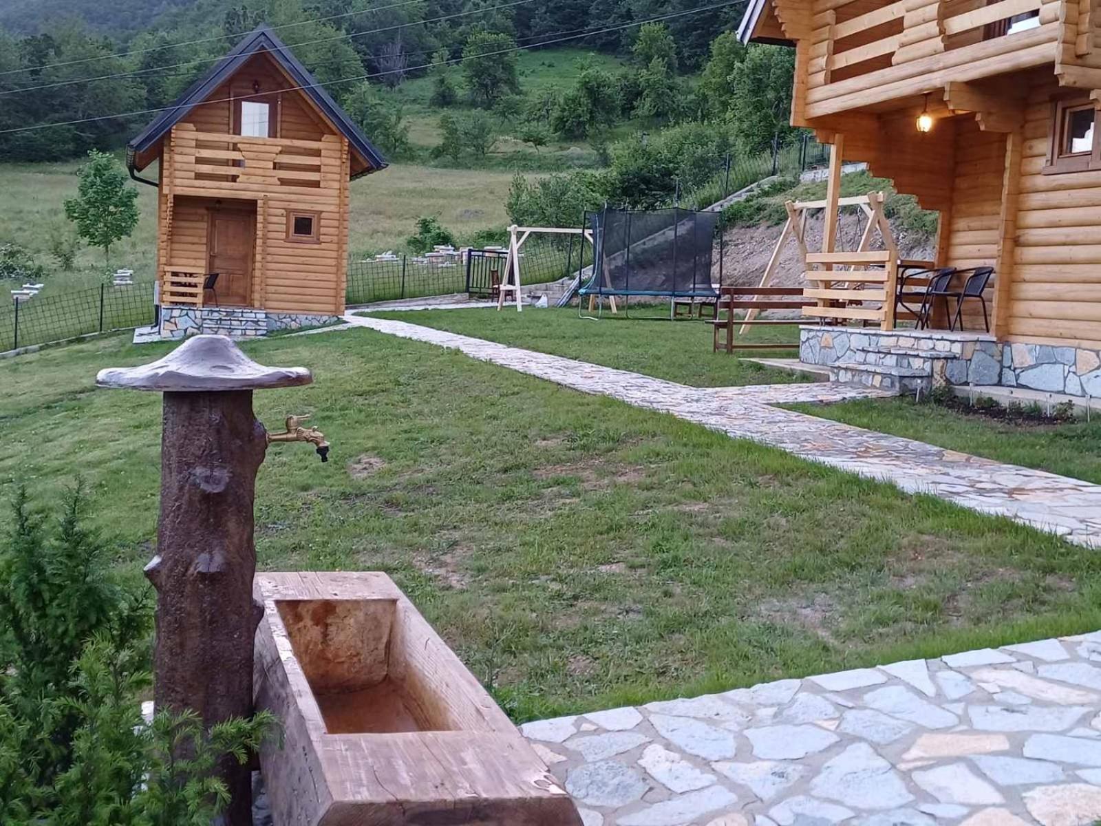 Soulrest Ekoresort - Mehov Konak Gusinje Dış mekan fotoğraf